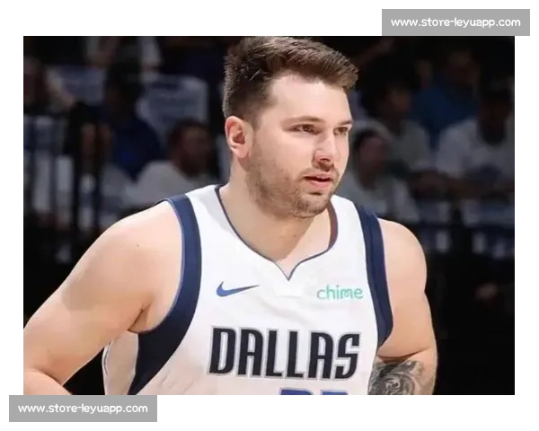 顶薪拒降！詹姆斯铁心离队，湖人重建东契奇时代开启