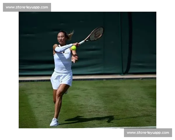 郑钦文携手纳达尔前教练出征温网 草地战术升级剑指突破 郑钦文携手纳达尔前教练出征温网 草地战术升级剑指突破