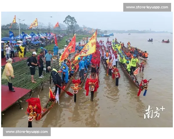 竞渡珠江畔，中外健儿共谱龙舟文化新章