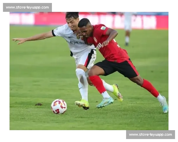 海米提 8 次解围难阻亚泰客场告负 赛后表态盼终场佳音 海米提 8 次解围难阻亚泰客场告负 赛后表态盼终场佳音