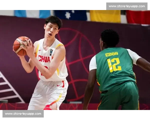 国青半场溃败斯洛文尼亚！前板失守 + 联防崩盘，张博源郇斯楠双星难救主