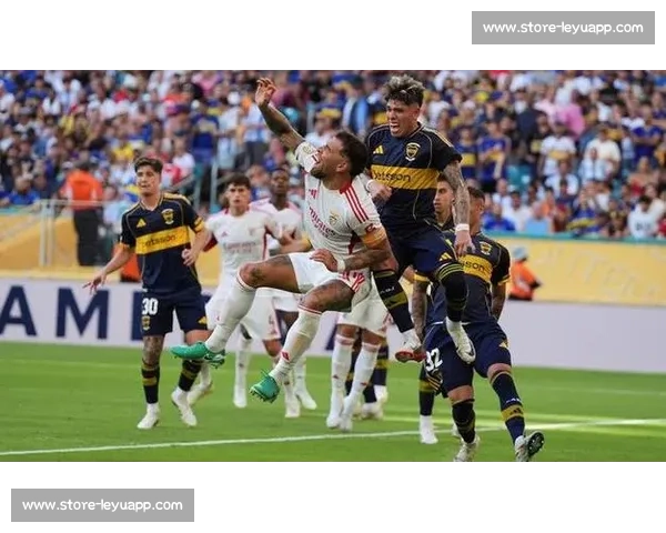 点球争议 + 替补席染红！博卡 2-0 领先遭逆转，球员怒斥裁判